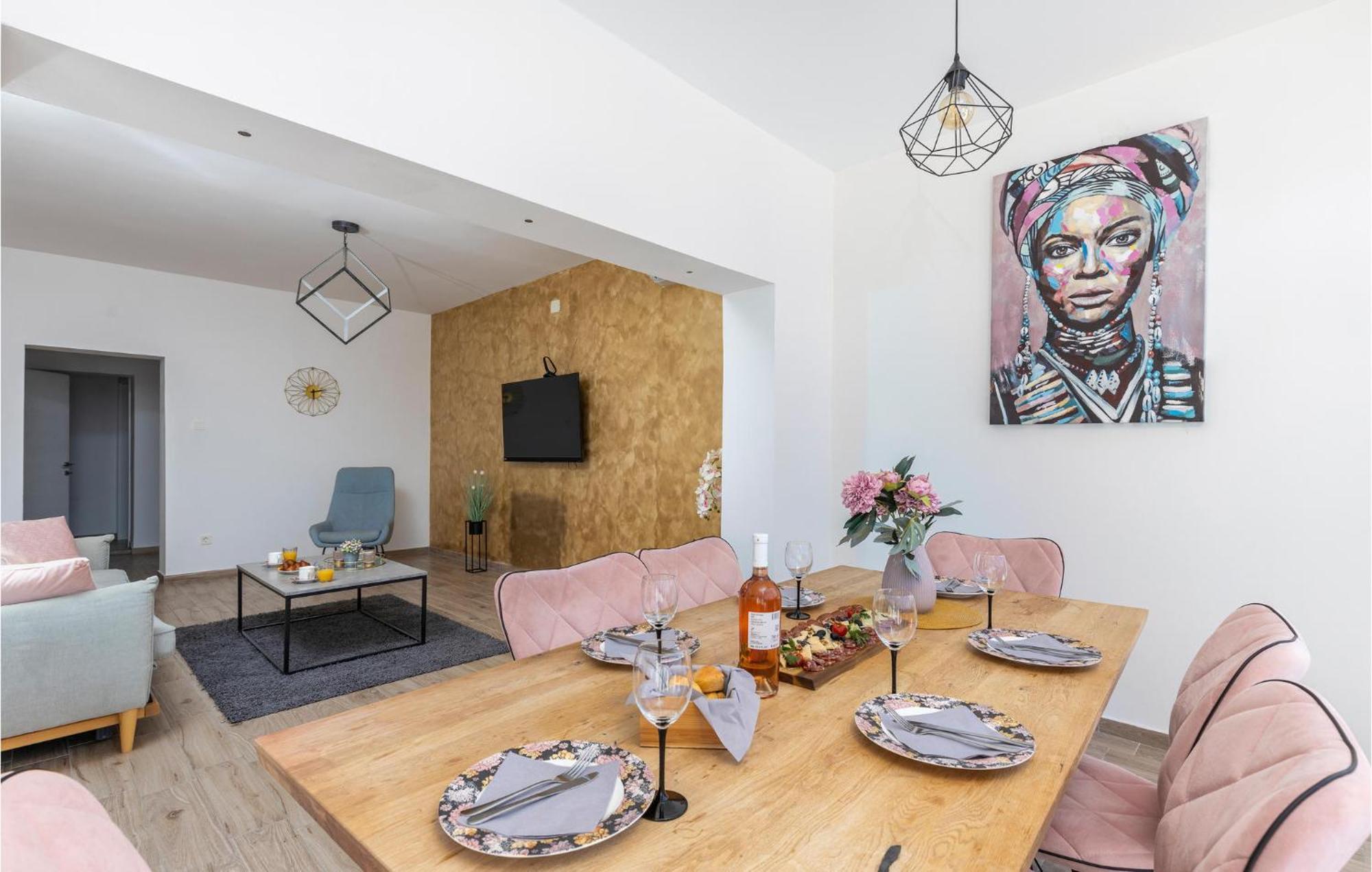 Amazing Apartment In Rijeka With Wifi 외부 사진
