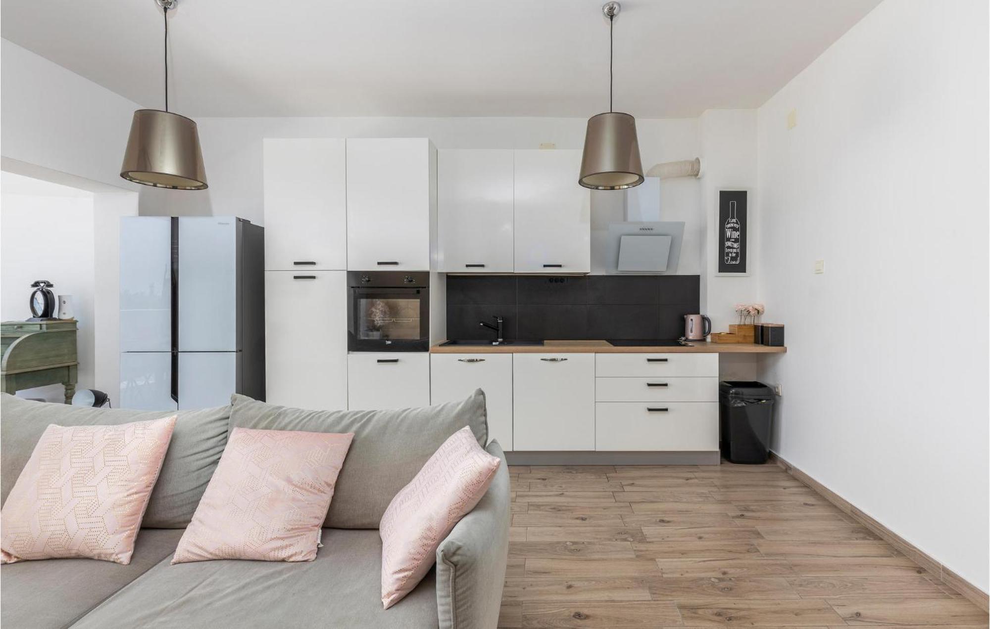 Amazing Apartment In Rijeka With Wifi 외부 사진